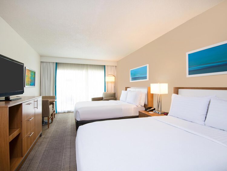 Guest room with two double beds